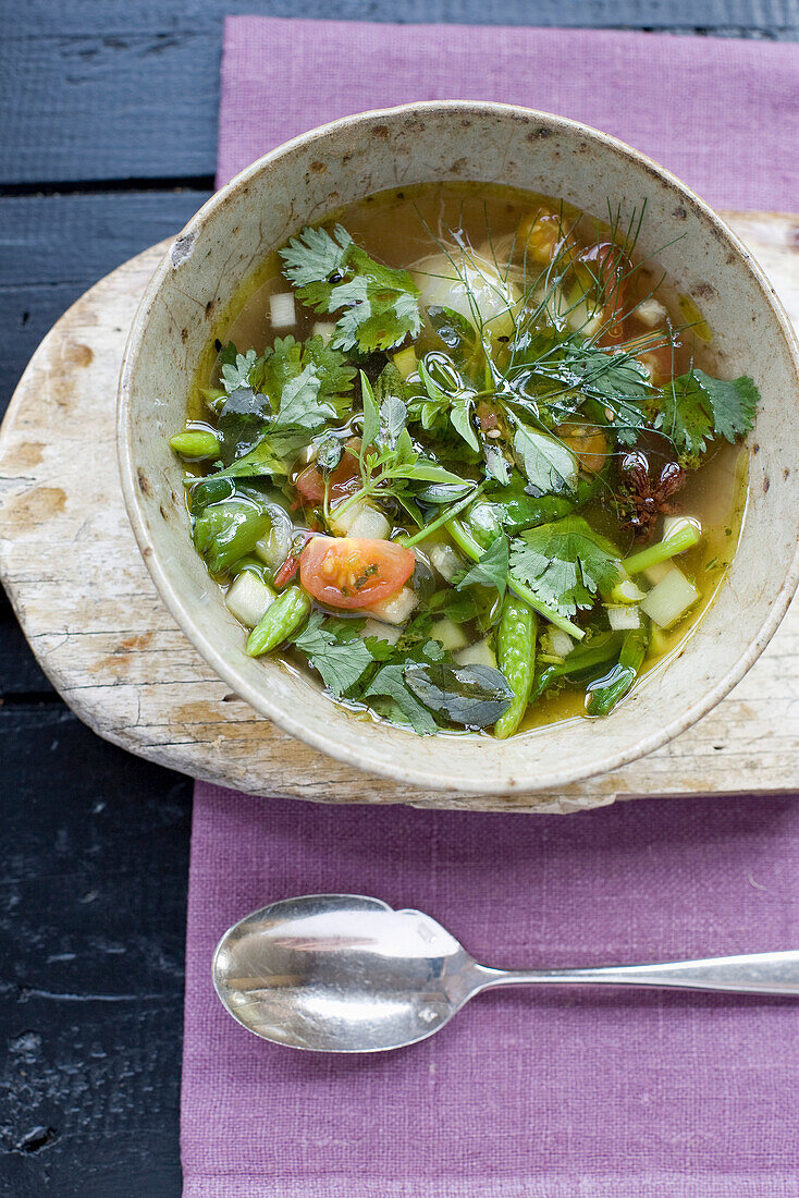 Würzige Spargelsuppe