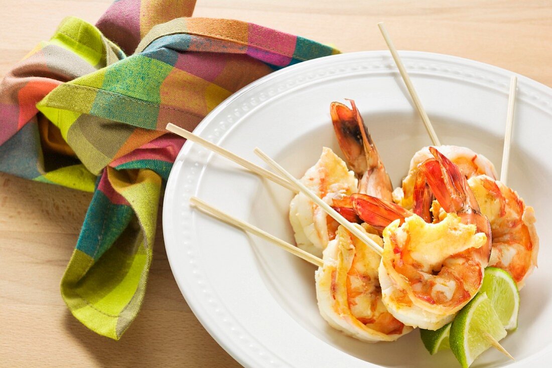 Shrimp appetizers with lime
