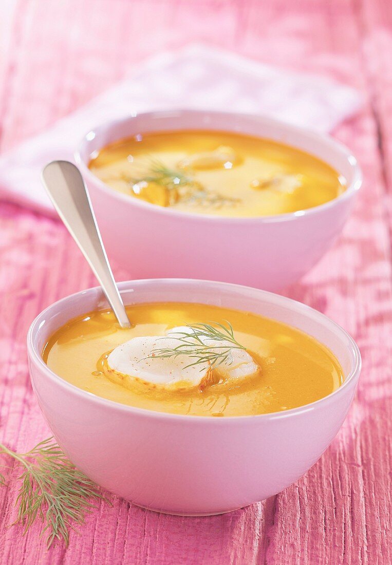 Cream of scallop soup