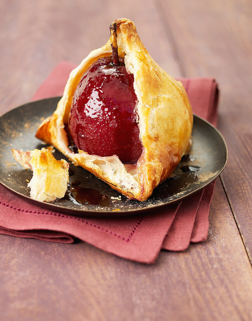 Red wine stewed pear in pastry crust