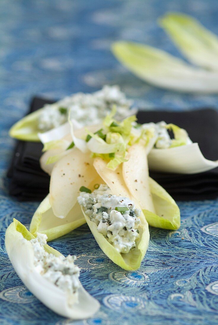 Chicory leaves filled with blue cheese and pears