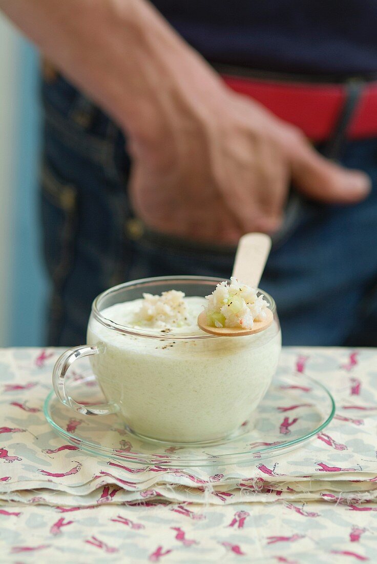 Geeiste Apfel-Gurken-Suppe