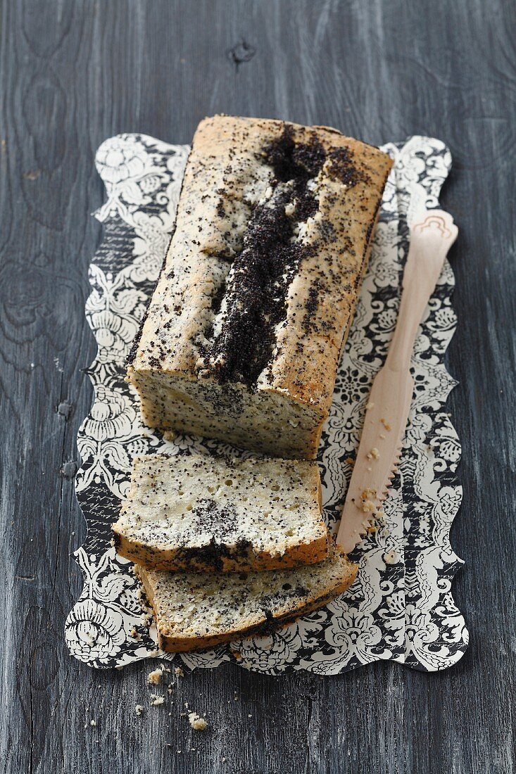 Poppyseed cake