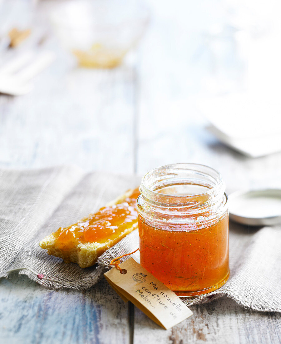 Melon jam with lime and vanilla (vegan)