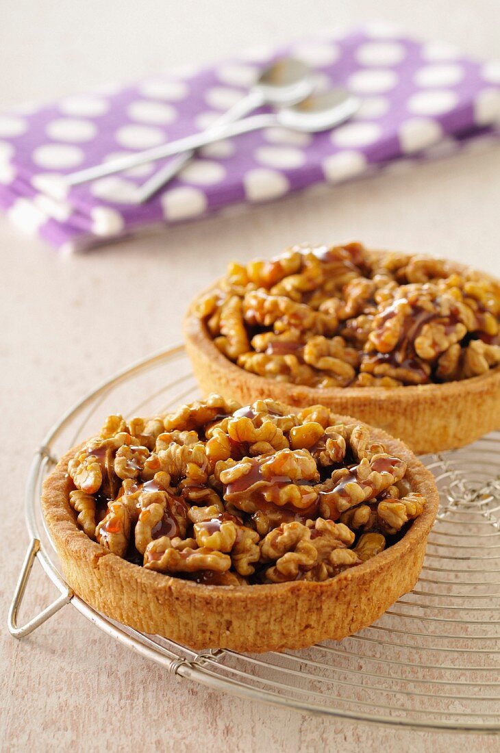 Walnut and toffee tartlets