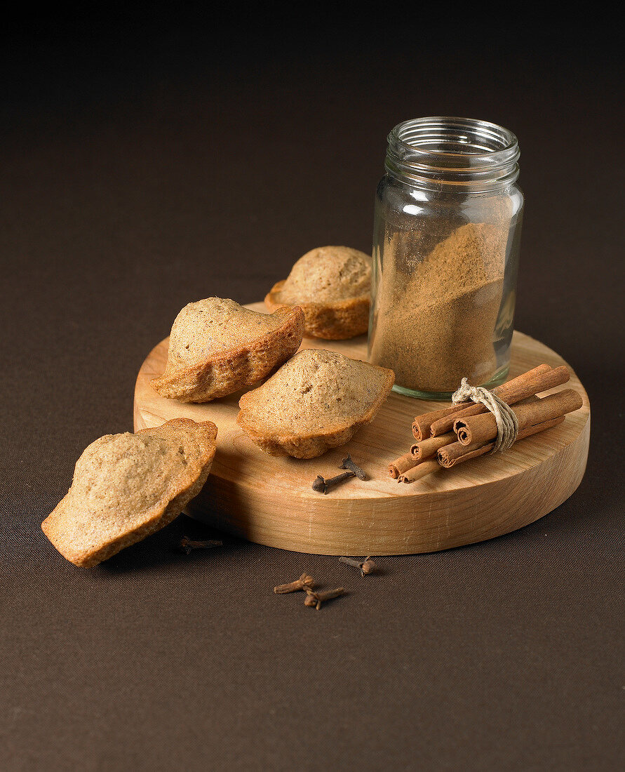 Gewürz-Madeleines