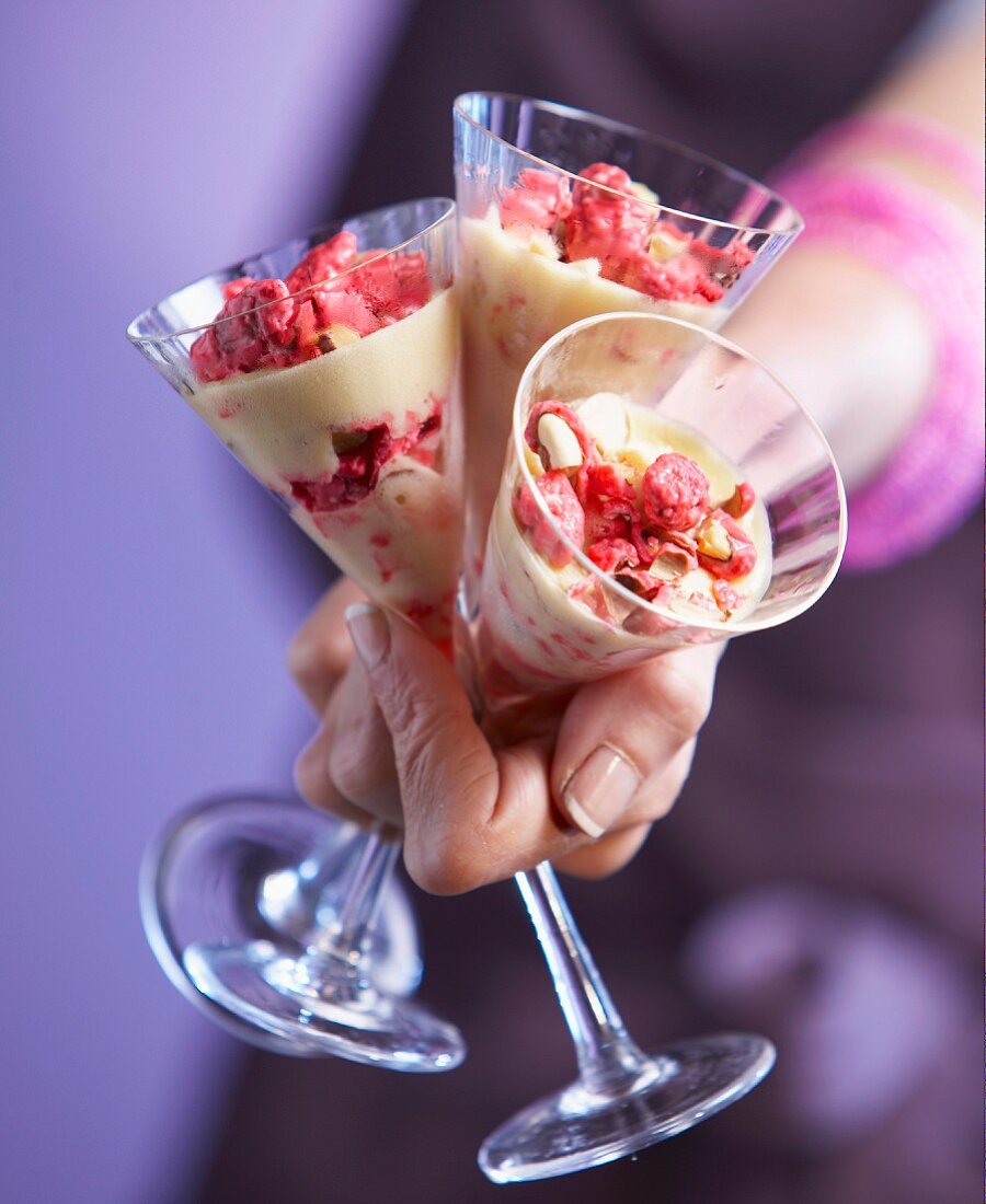 Chilled zabaglione with pink pralines