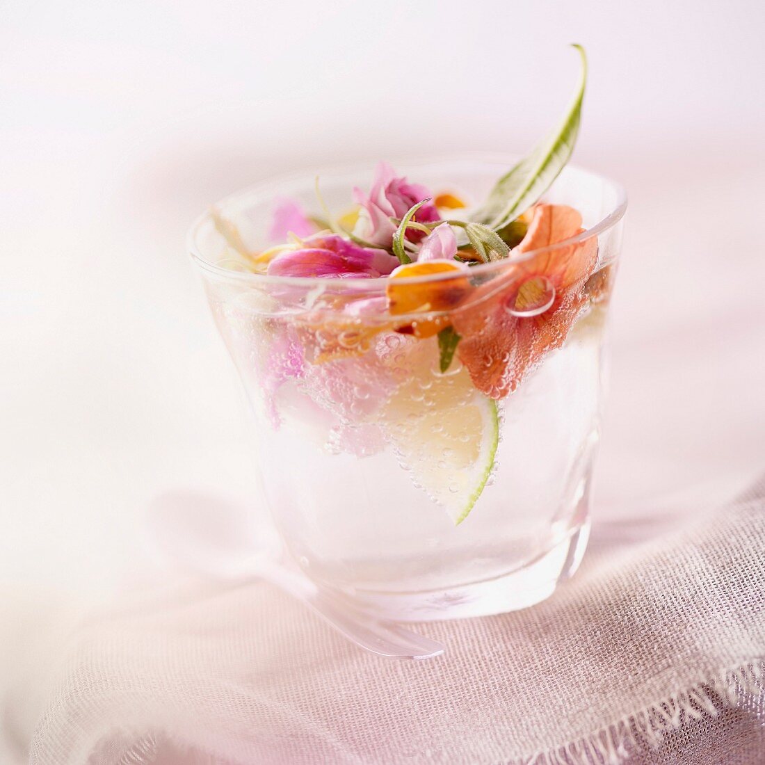 Mojito with flowers