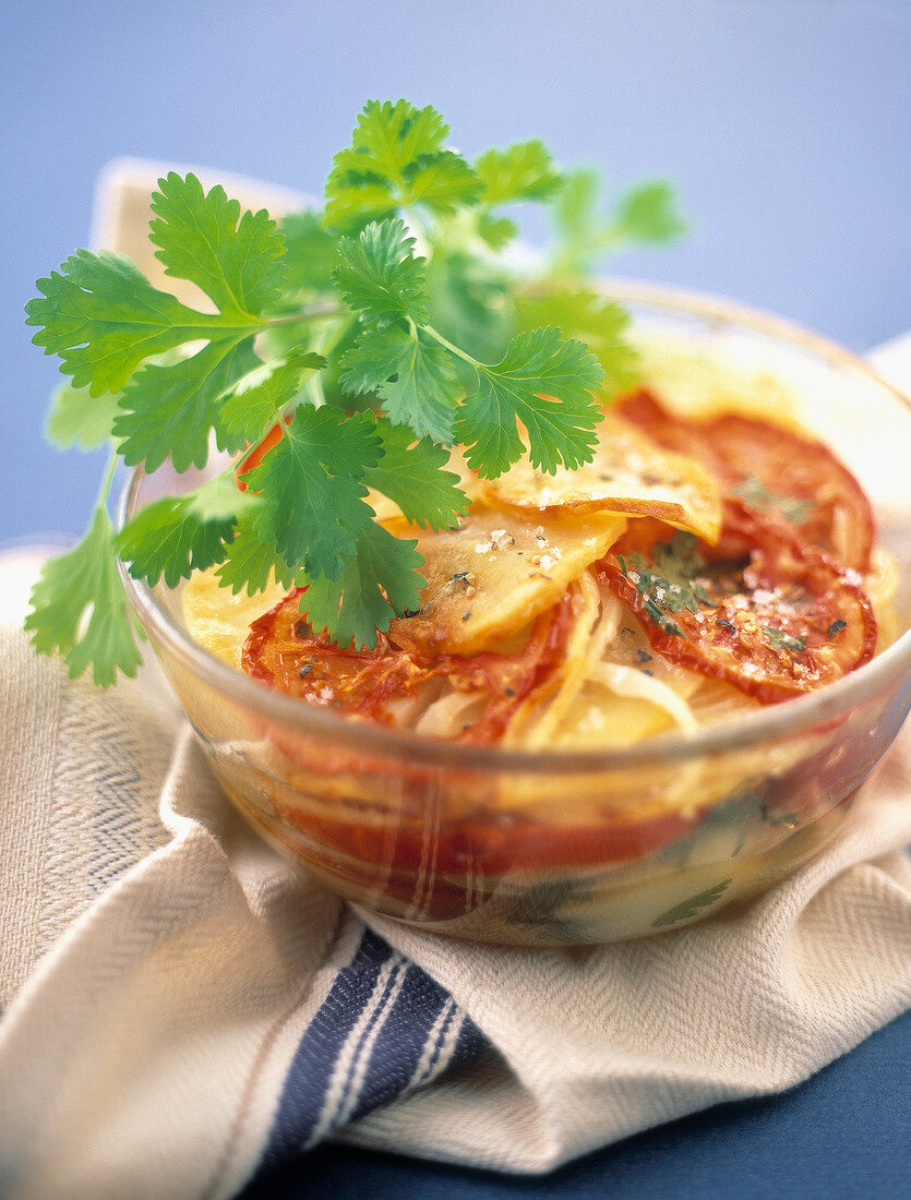 Tian (Mediterranes Gemüsegratin) mit Kartoffeln und Tomaten