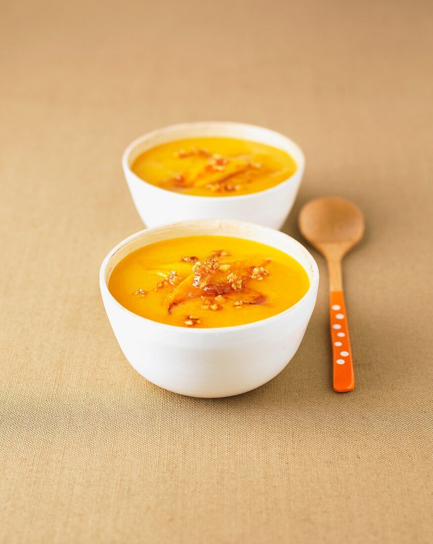Cream of mango-ginger soup