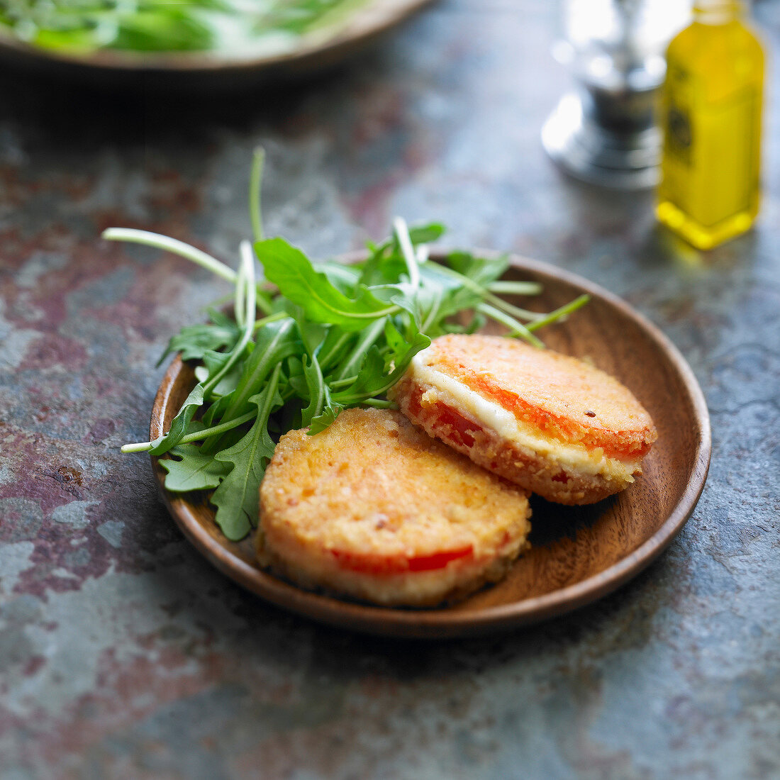 Panierte Tomaten-Mozzarella-Sandwiches