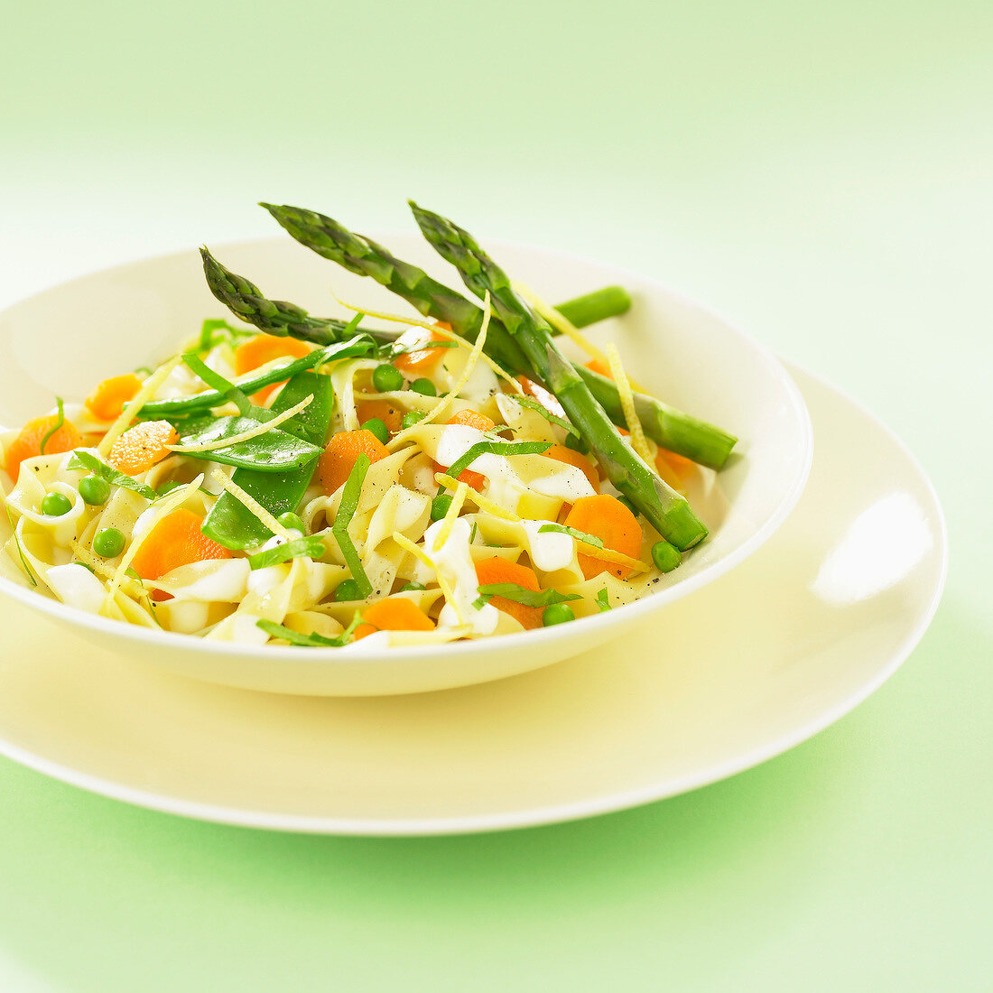 Tagliatelles with spring vegetables