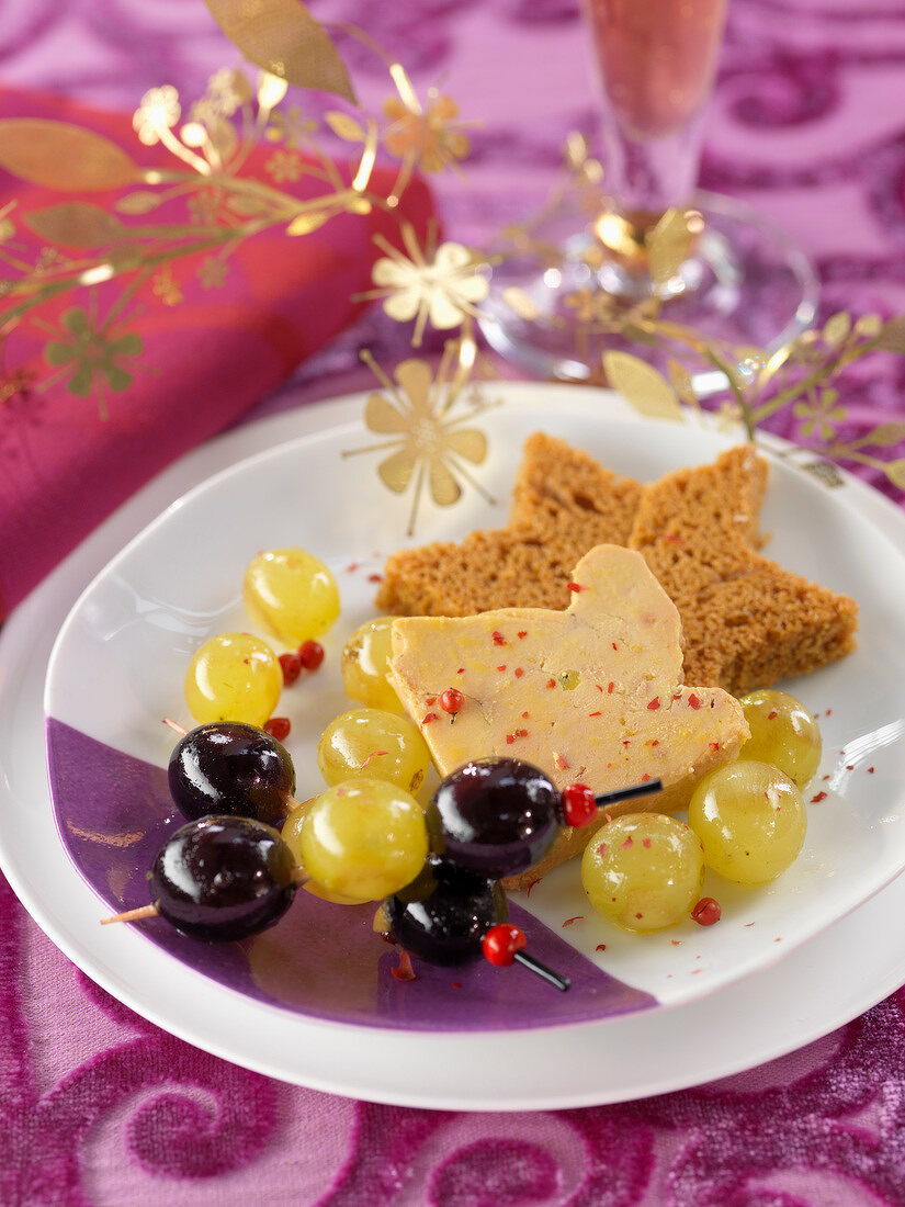 Foie gras with grapes