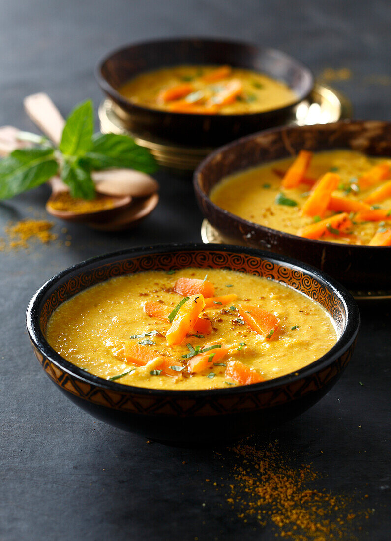 Curried carrot and coconut milk soup