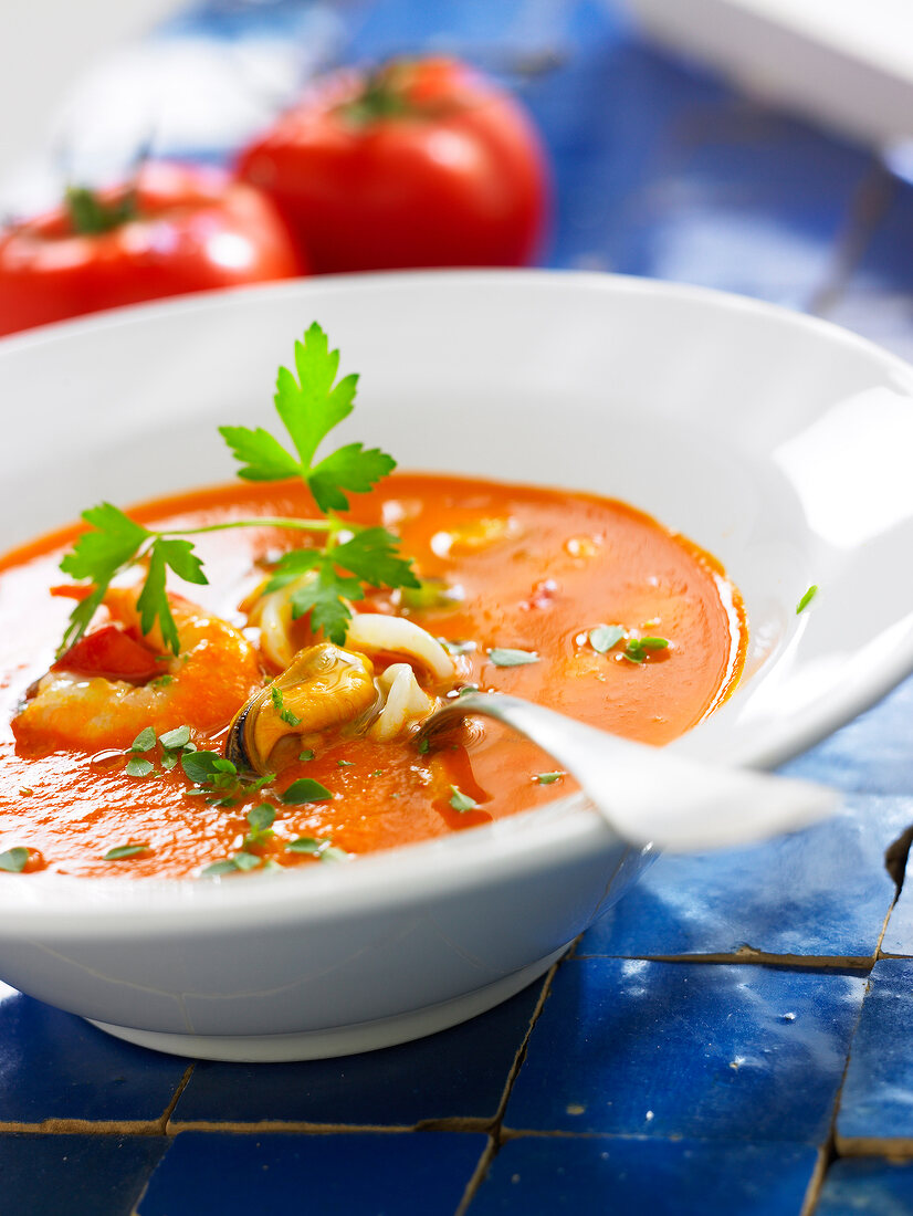 Tomatencremesuppe mit Meeresfrüchten