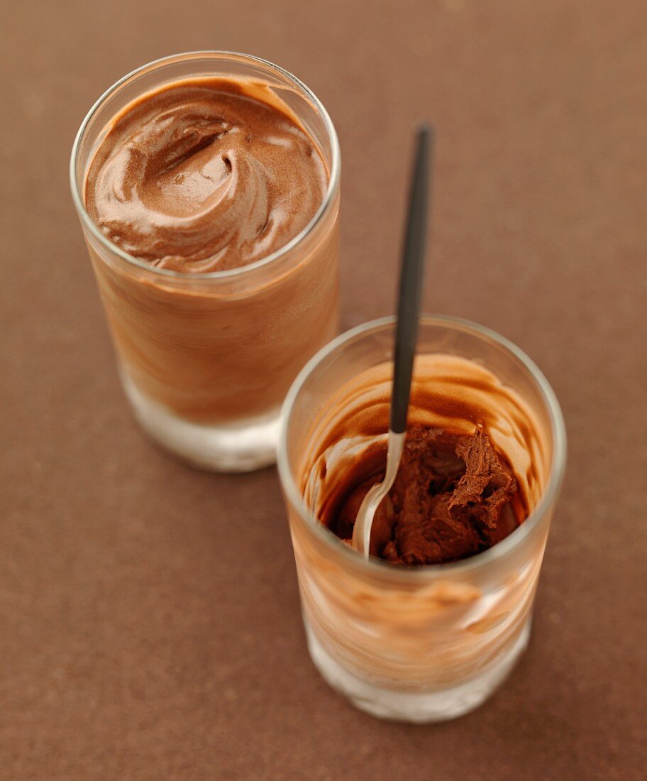 Iced cocoa mousse