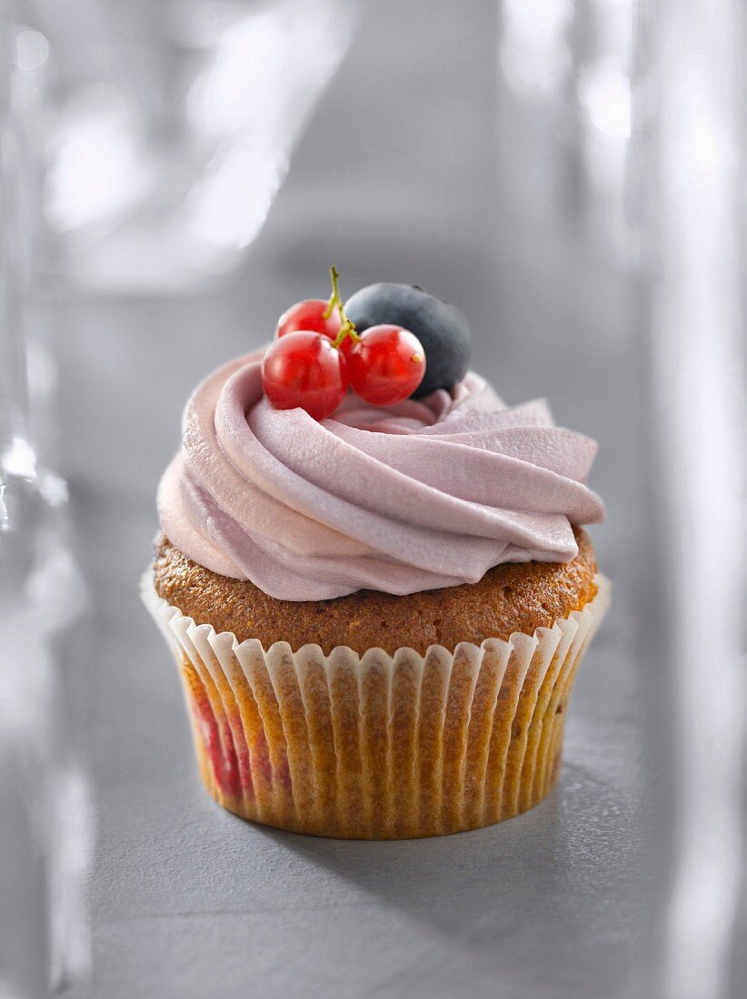 Summer fruit cupcake