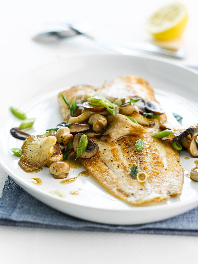 Sole with mushrooms