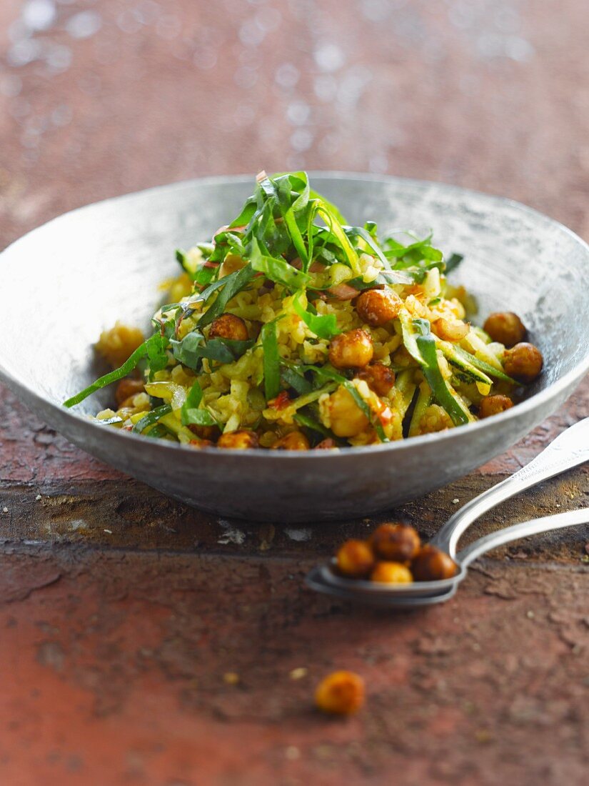 Bulgur mit würzigen Kichererbsen