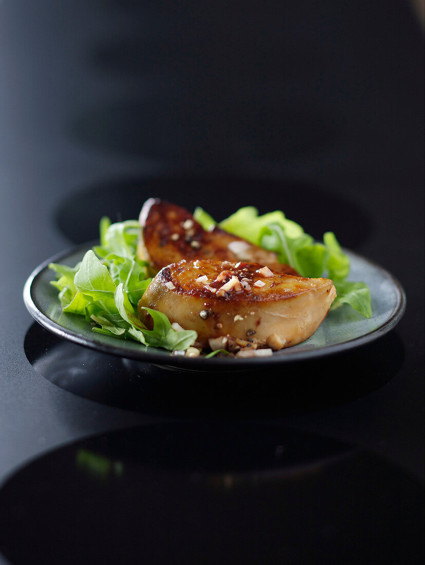 Rocket lettuce with foie gras
