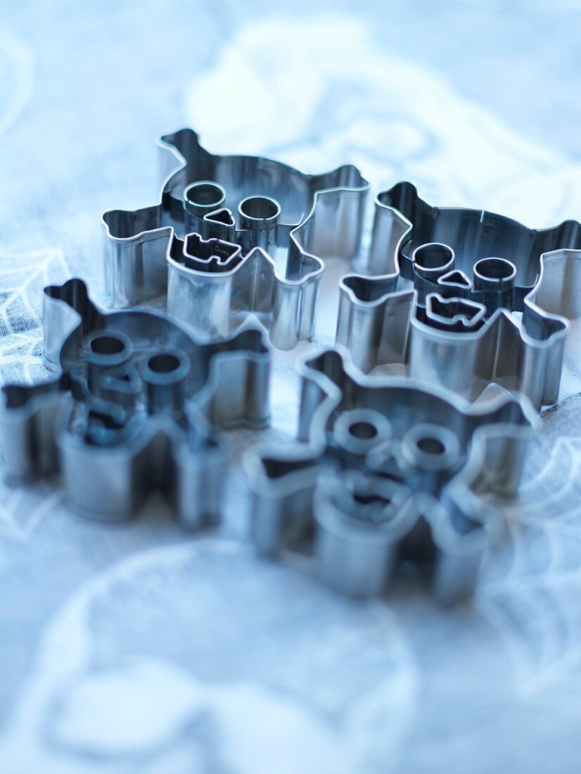 Halloween skull biscuit cutters