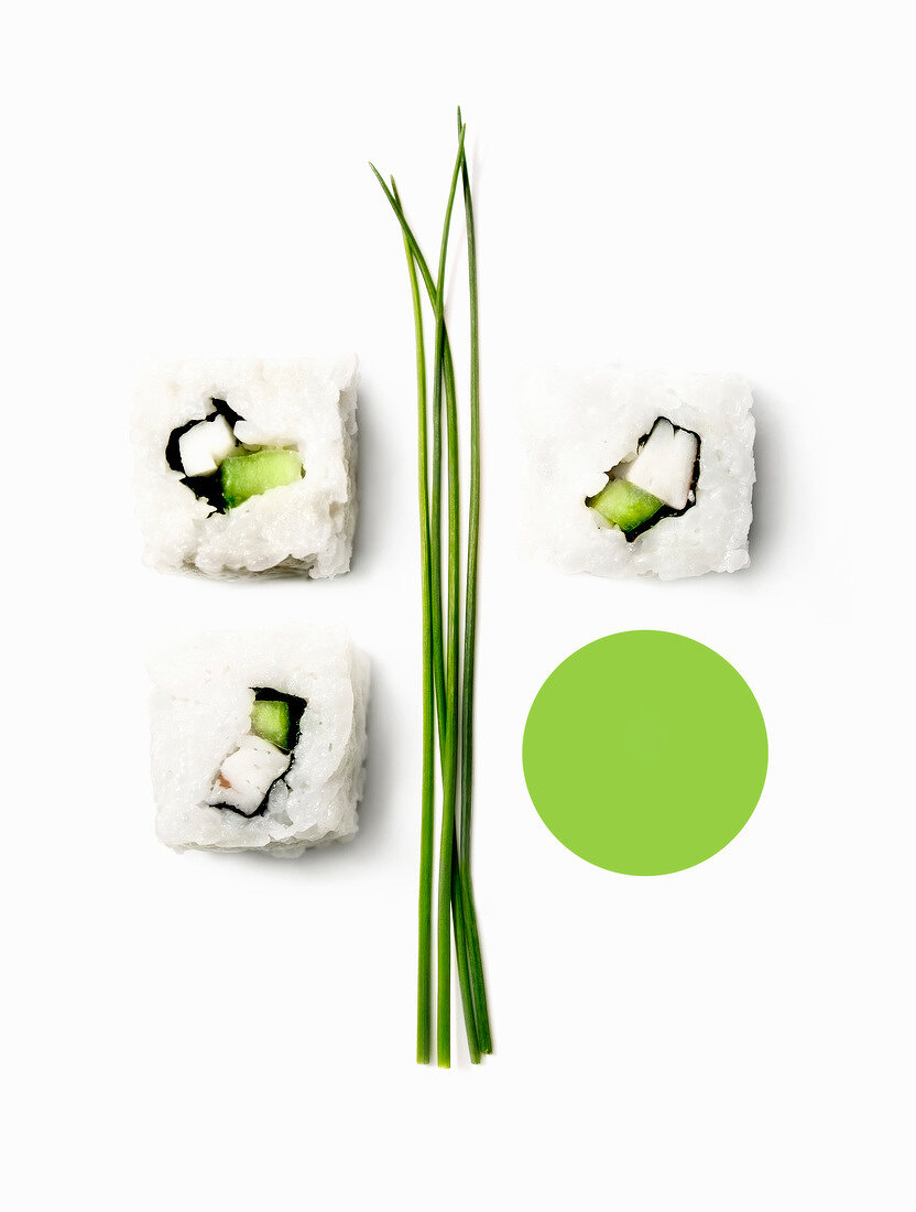 Composition with makis and chives