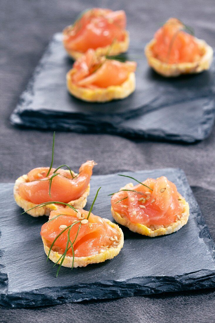 Mini salmon tartlets