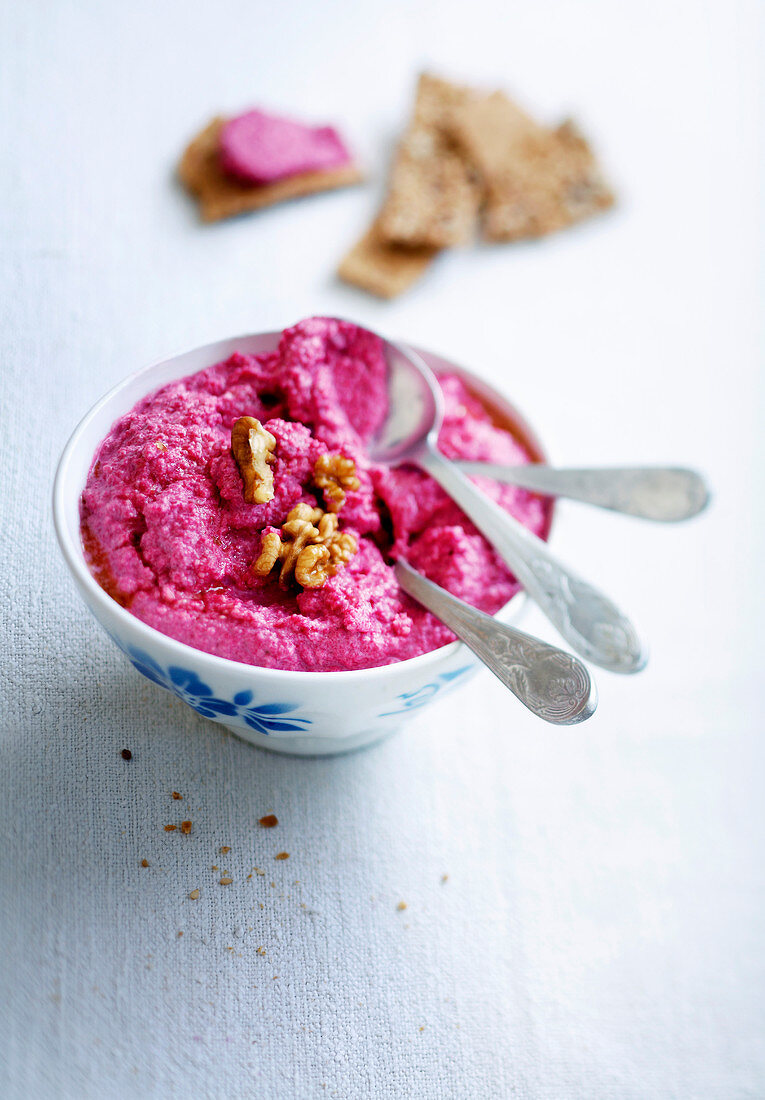 Cream cheese and beetroot dip with walnuts