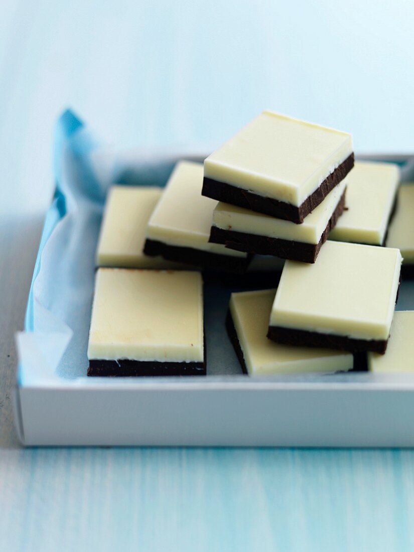 White and dark chocolate squares