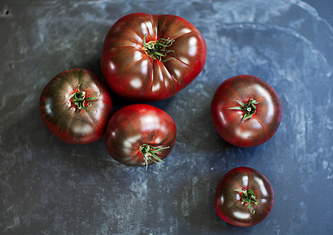 Tomaten der Sorte Black Krim