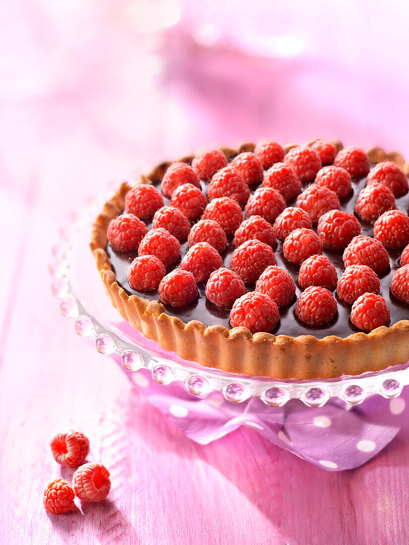 Chocolate-raspberry tart