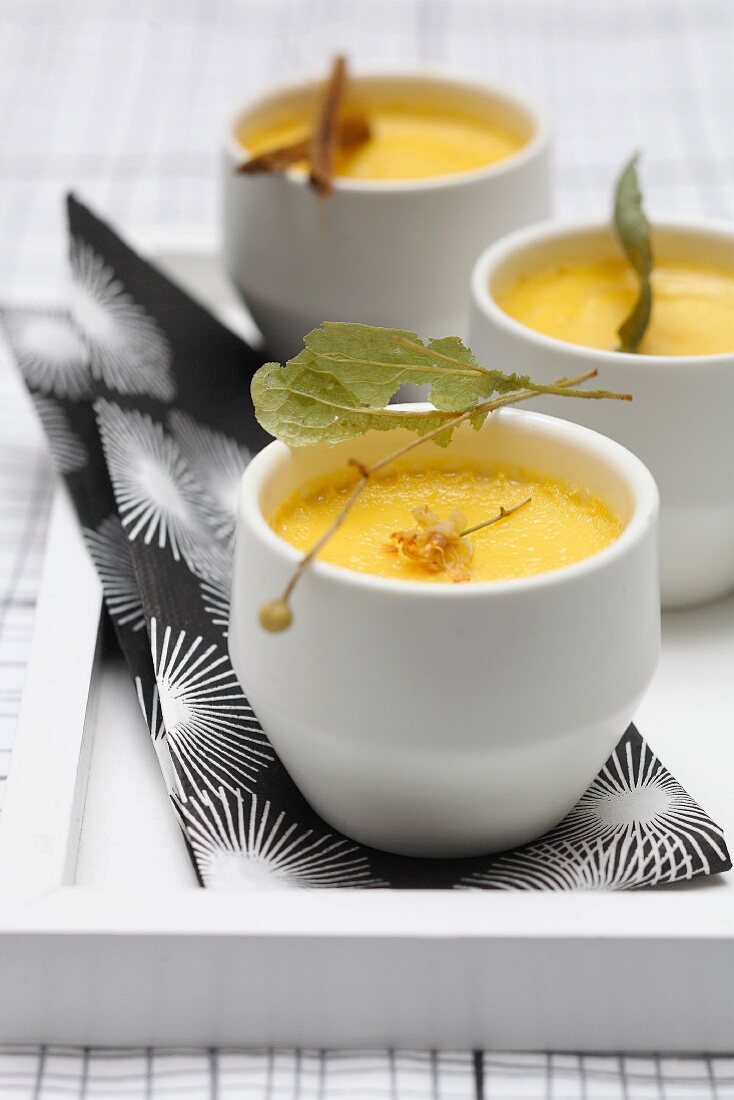 Small pots of lime blossom-flavored baked egg custard