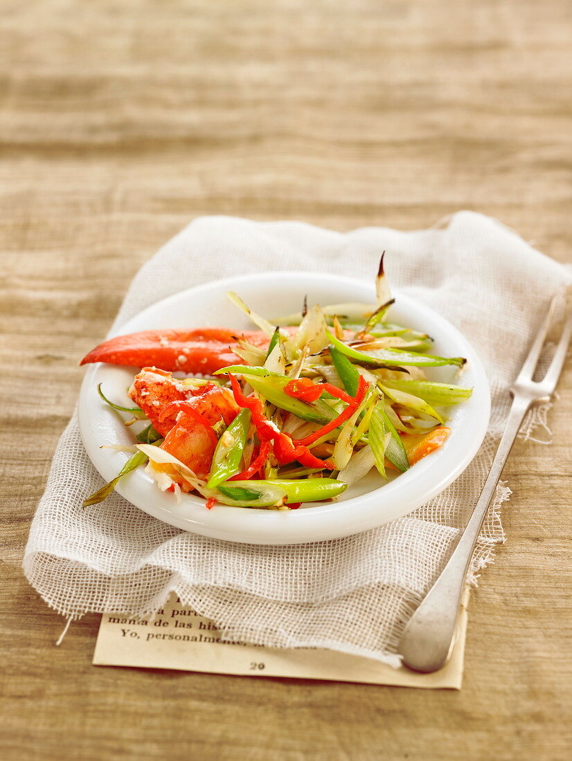 Salat mit Hummer, Ingwer und Frühlingszwiebel