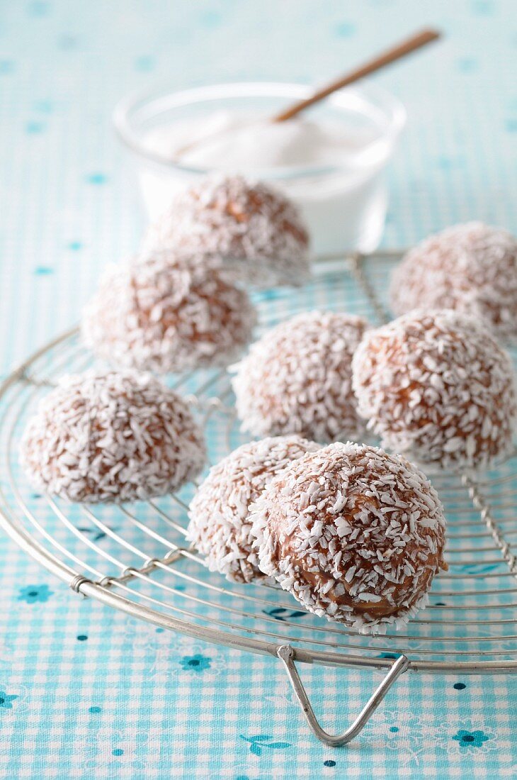 Coconut balls