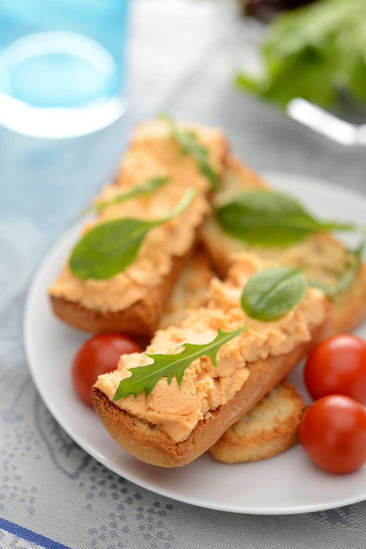 Garnelenbutter auf Röstbrot