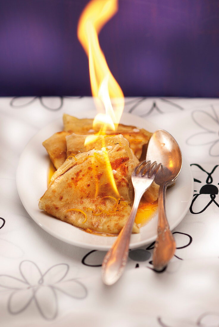 Crêpe Suzette flambée