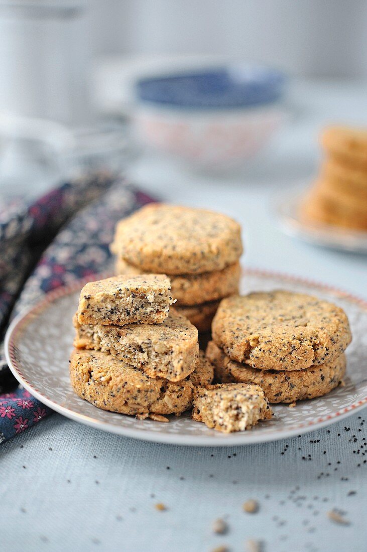 Poppyseed and sunflower seed shortbread cookies