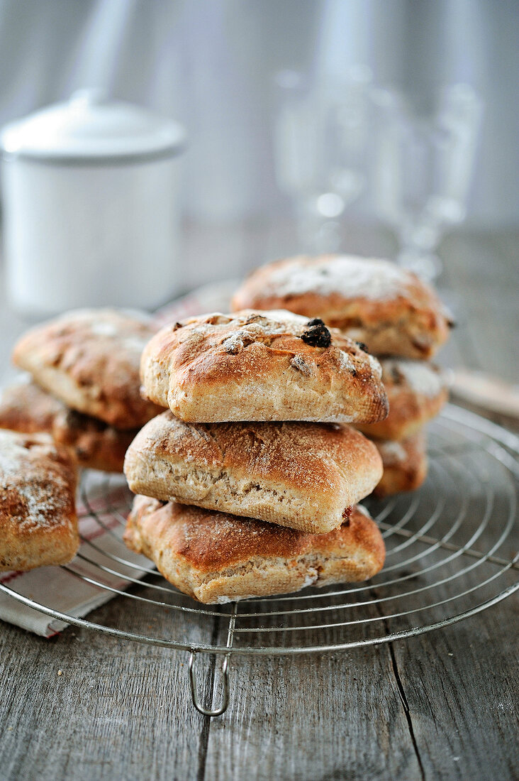 Müsli-Brötchen