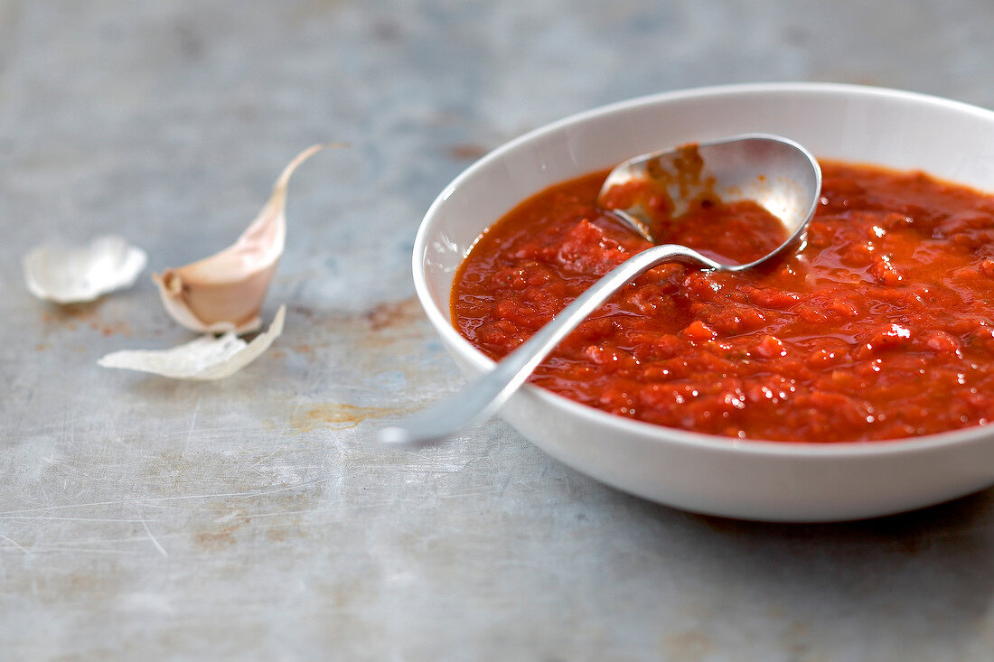 Tomaten-Knoblauchsoße