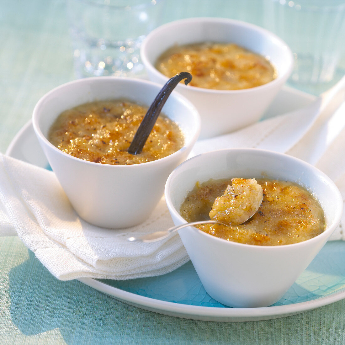 Karamellisierter Vanillereispudding mit Kokos