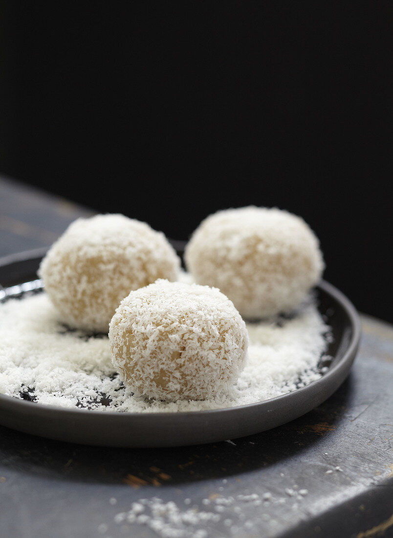 Coconut balls