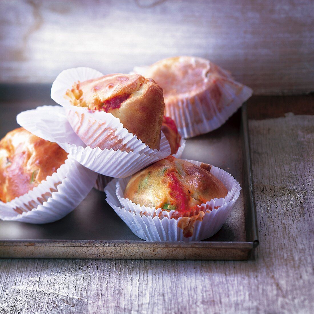 Pikante Kuchen mit Piquillo-Paprika und Estragon