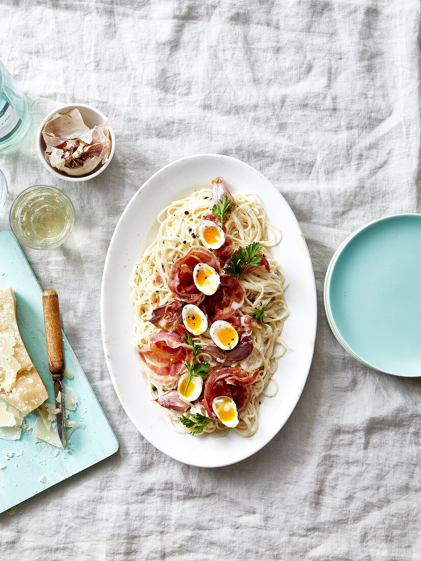 Noodles with garlic,pancetta and quail's eggs