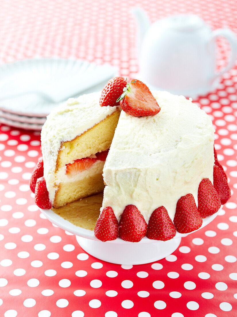 Iced strawberry cake
