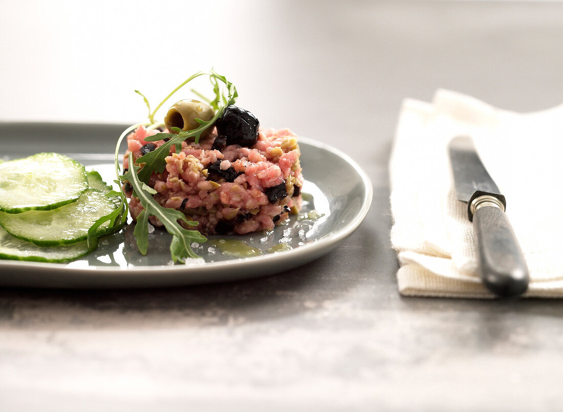Veal and two olive tartare