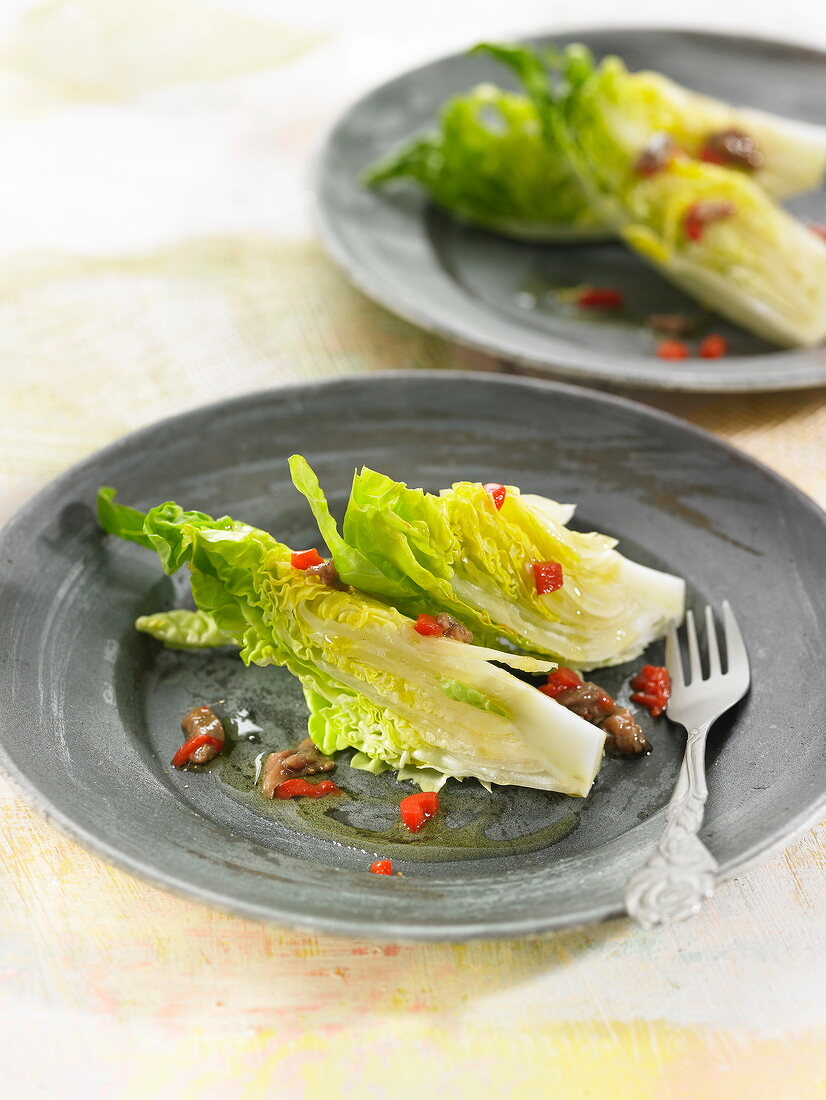 Lettuce hearts with anchovies