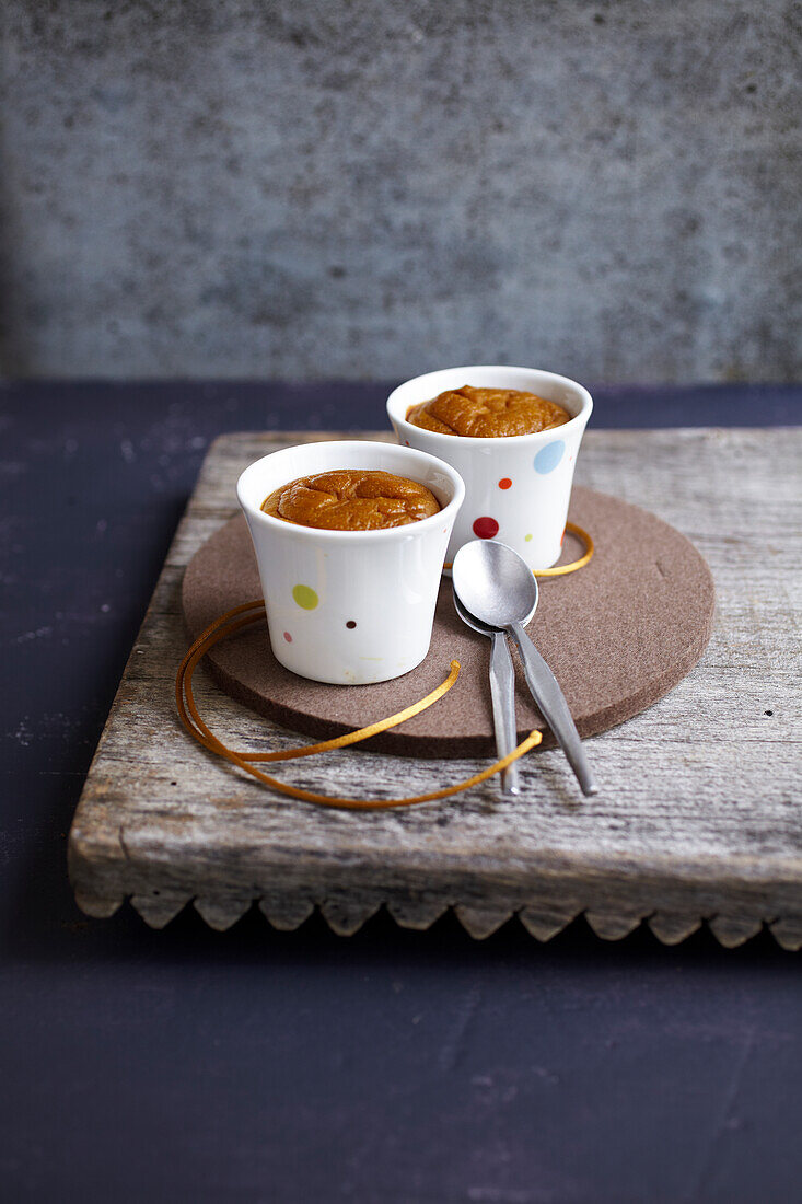 Vanilla-flavored pumpkin fondants