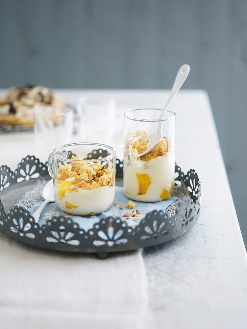 Mango-coconut trifle