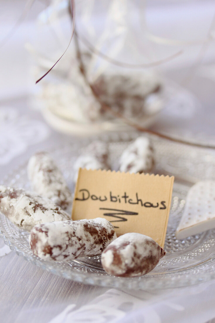 Doubitchous (rolled confectionery, Bulgaria)