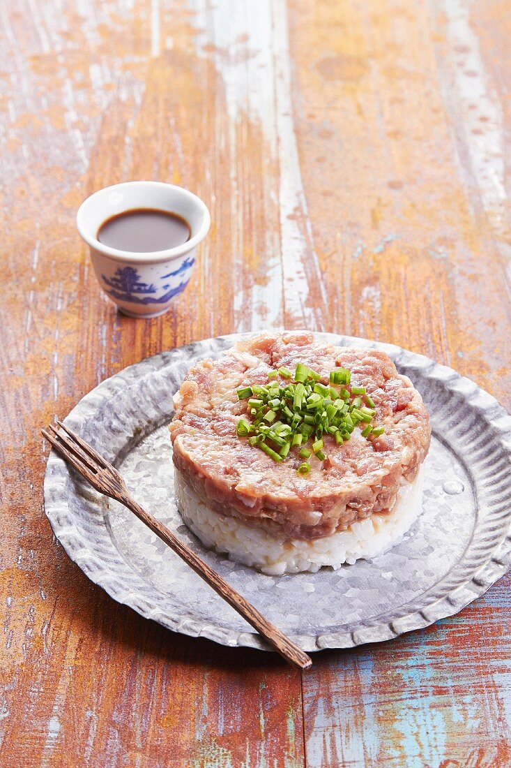 Tuna tartare with rice